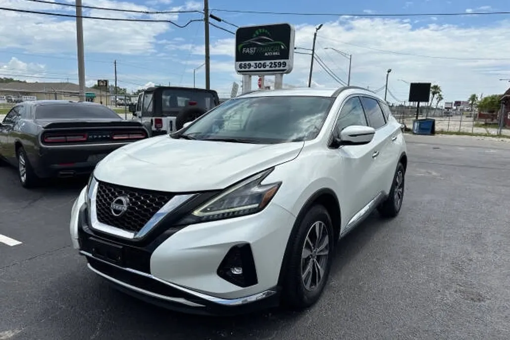 2023 Nissan Murano SV photo 1