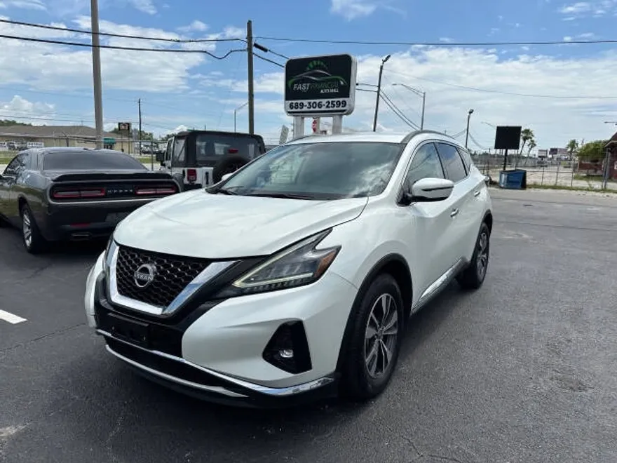 2023 Nissan Murano SV photo 1