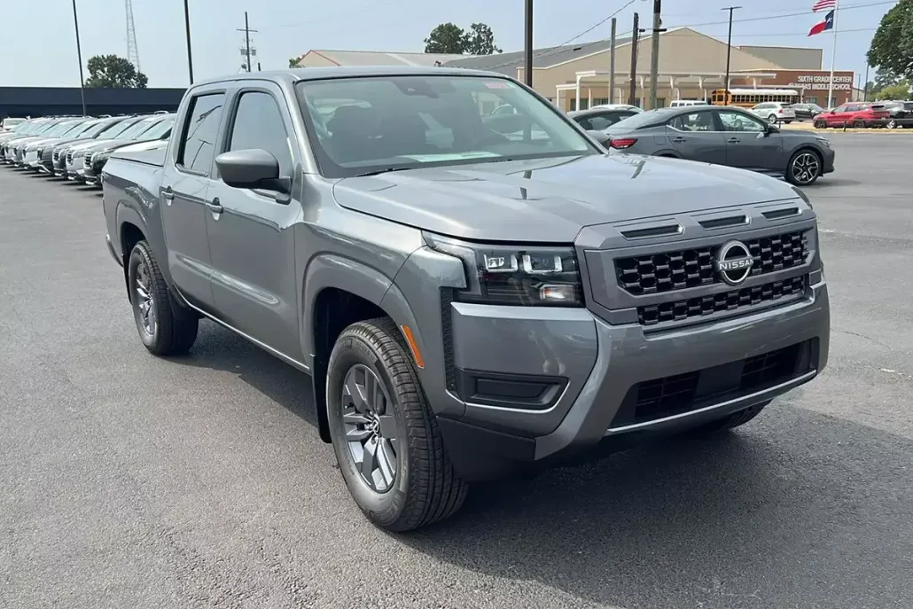2026 Nissan Frontier SV photo 1