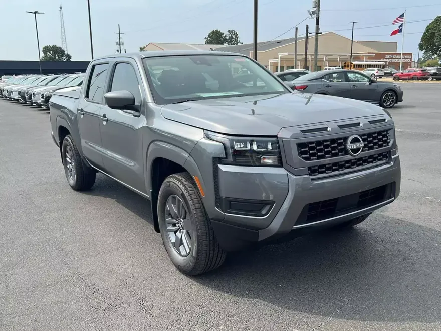 2026 Nissan Frontier SV photo 1