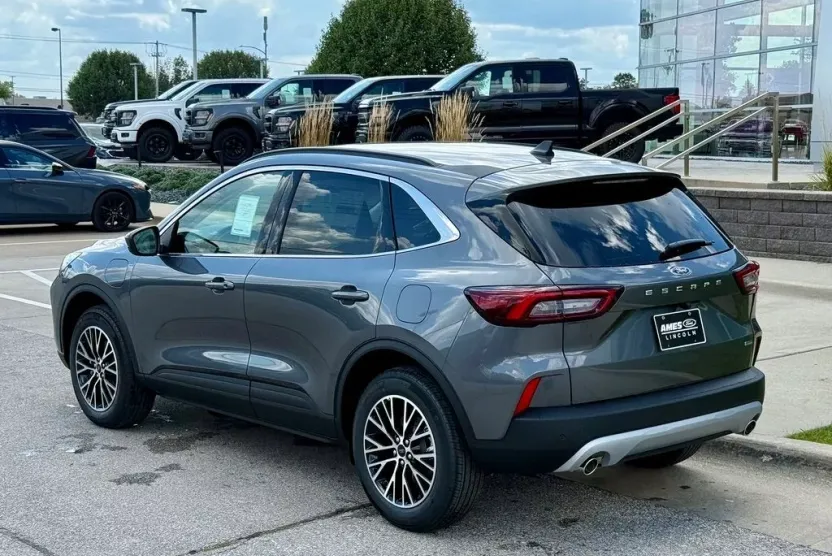 2025 Ford Escape Plug-In Hybrid Base photo 1