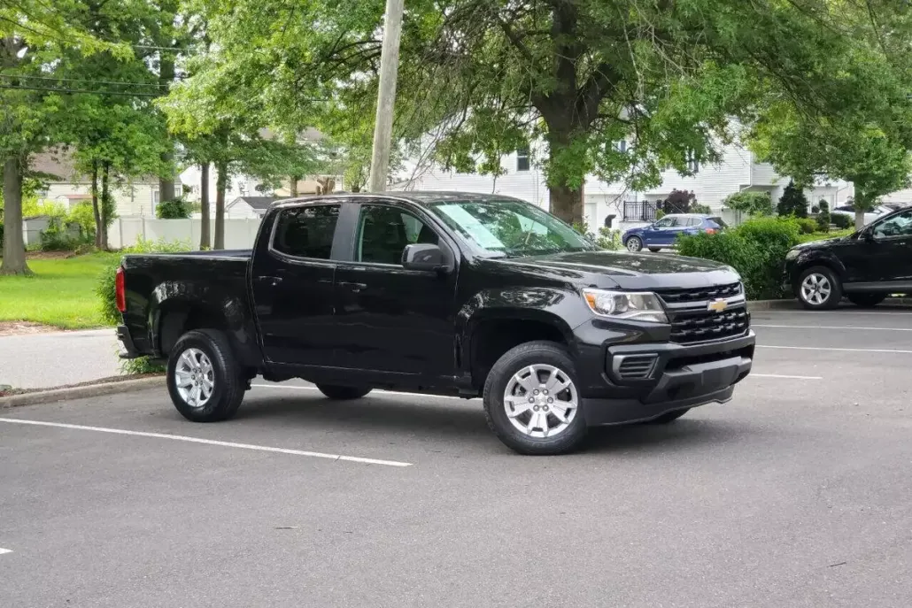 2021 Chevrolet Colorado LT photo 1