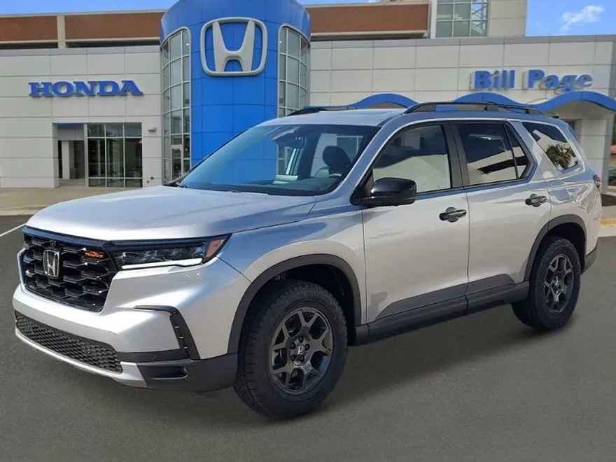 2025 Honda Pilot TrailSport photo 1