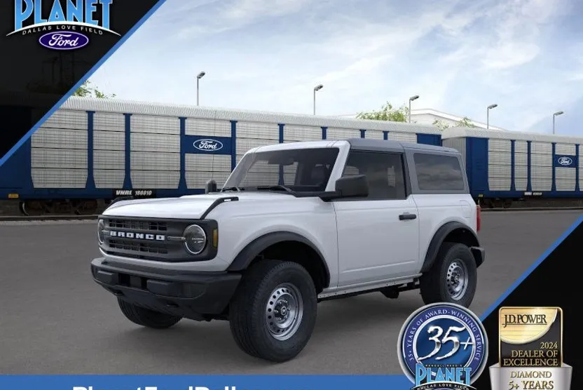 2025 Ford Bronco Base photo 1