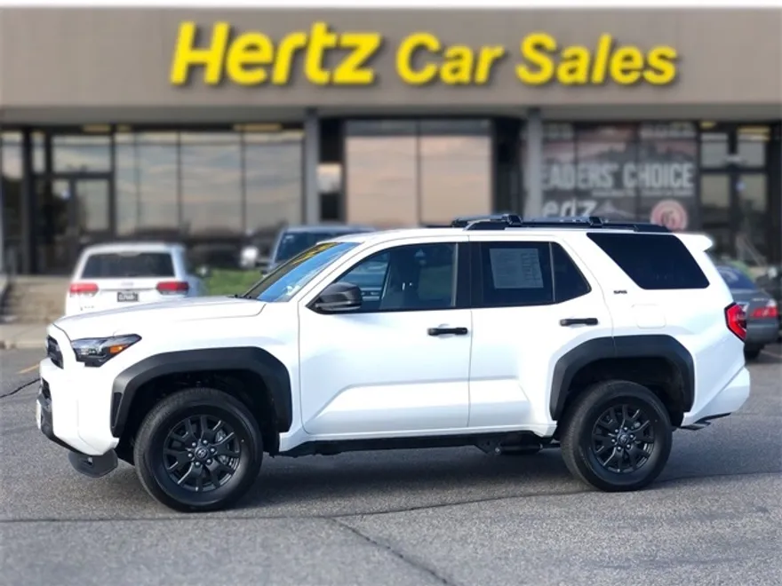 2025 Toyota 4Runner SR5 photo 1