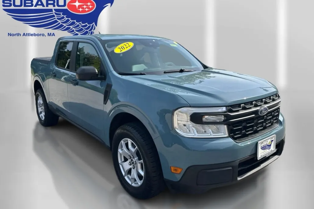 2022 Ford Maverick XL photo 1