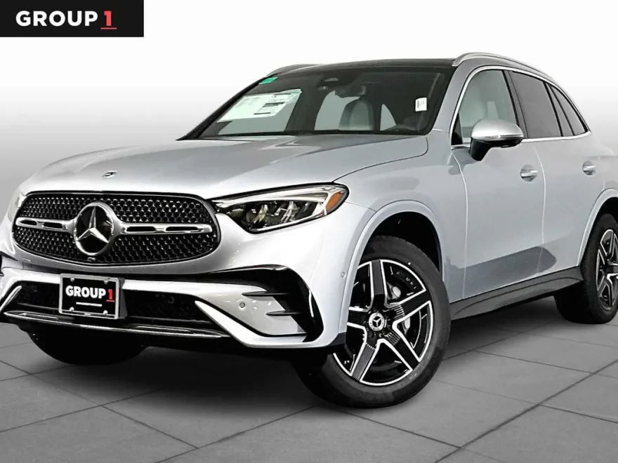 2026 Mercedes Benz GLC 300 4MATIC photo 1