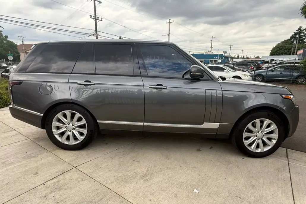 2017 Land Rover Range Rover Sport Base photo 1
