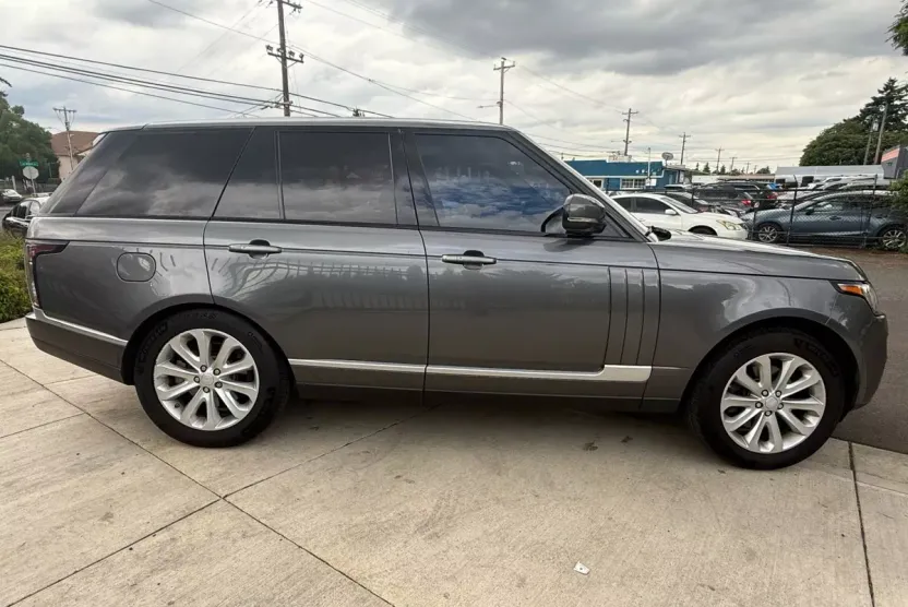 2017 Land Rover Range Rover Sport Base photo 1