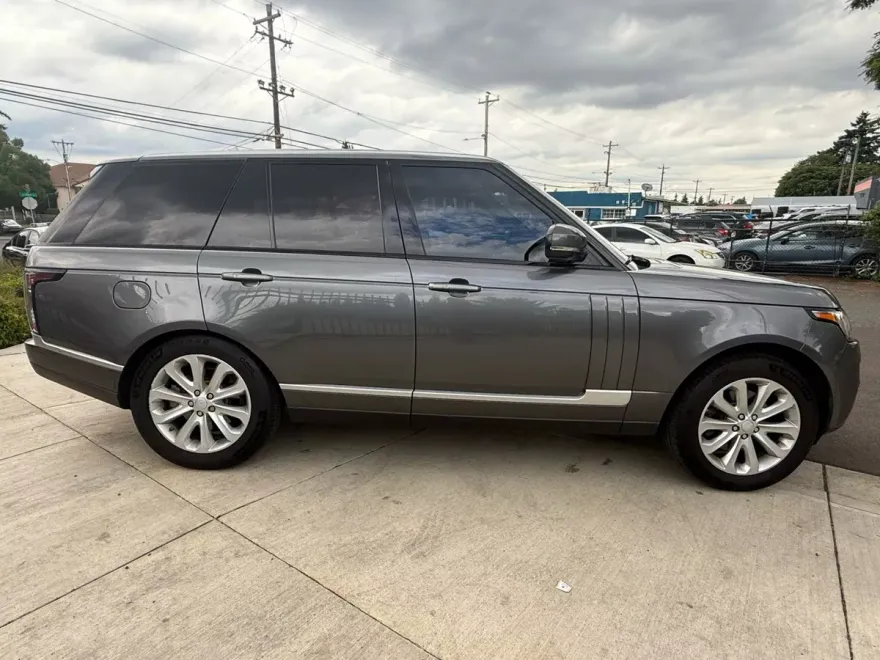 2017 Land Rover Range Rover Sport Base photo 1