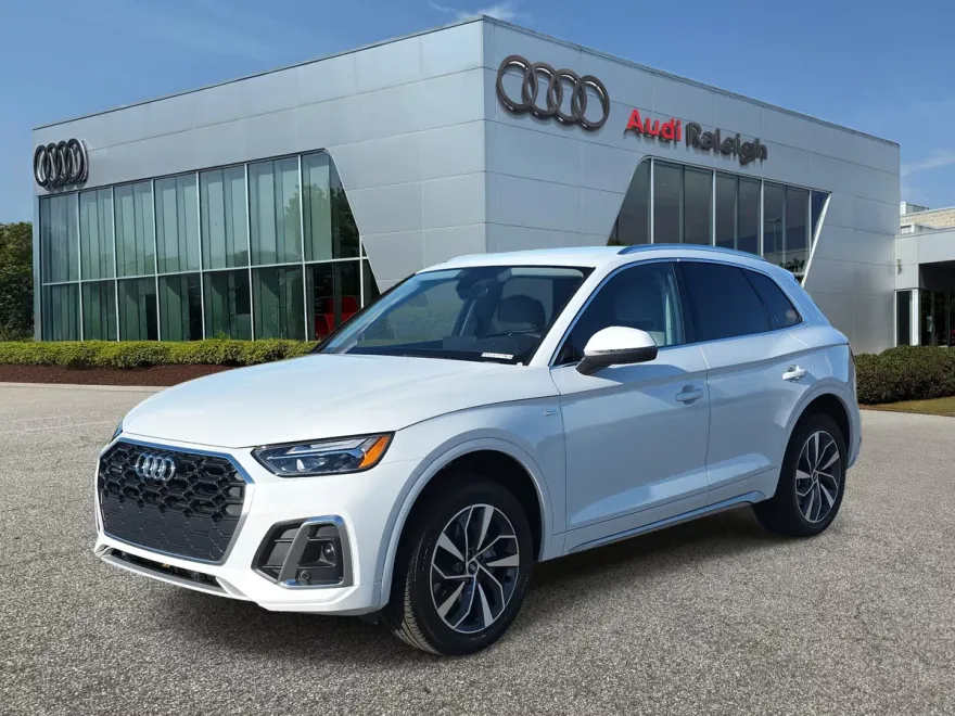 2022 Audi Q5 S line Premium photo 1