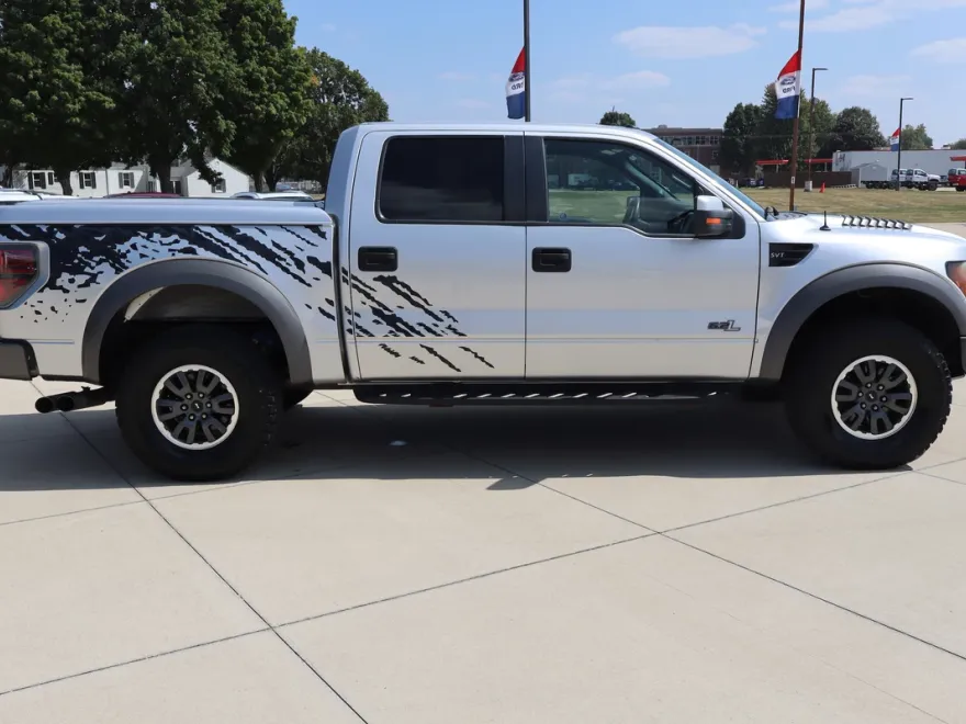 2011 Ford F-150 SVT Raptor photo 1