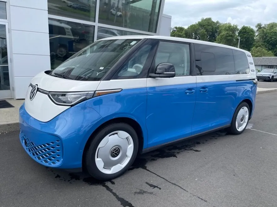 2025 Volkswagen ID. Buzz photo 1