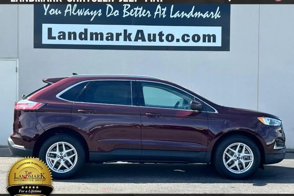 2023 Ford Edge SEL photo 1