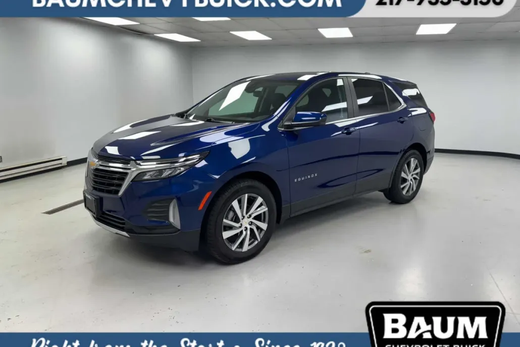 2023 Chevrolet Equinox LT photo 1