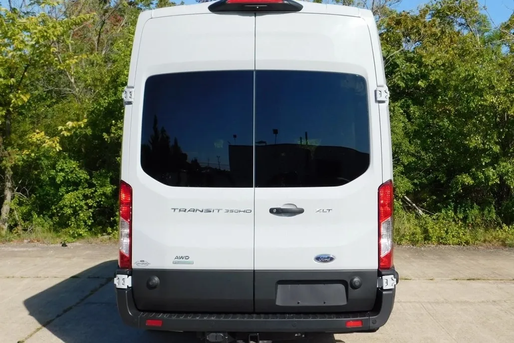 2023 Ford Transit XLT photo 1