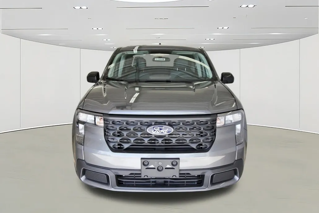 2025 Ford Maverick XLT photo 1