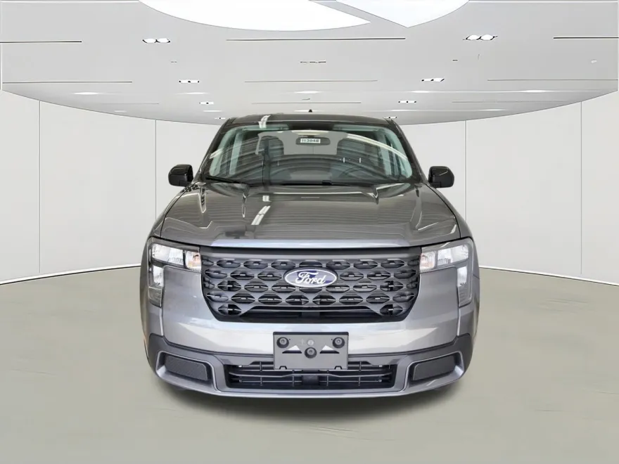 2025 Ford Maverick XLT photo 1