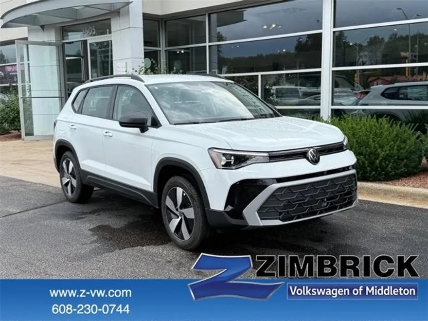 2025 Volkswagen Taos S photo 1