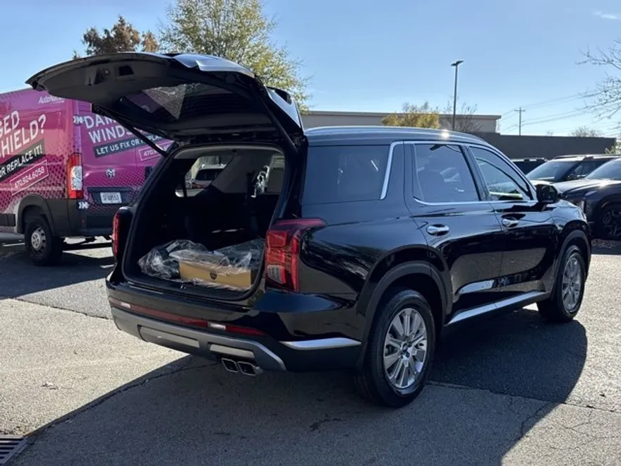 2025 Hyundai Palisade SEL photo 1