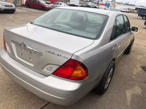 2002 Toyota Avalon XL photo 4
