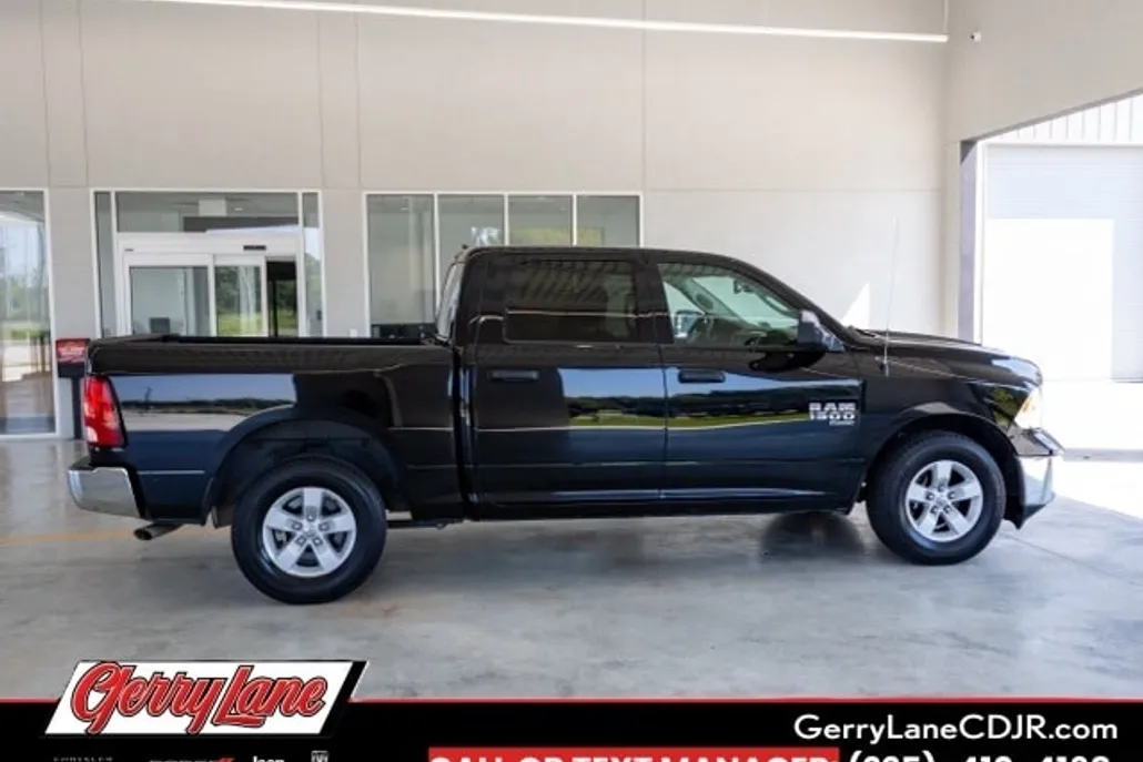 2023 Ram 1500 Classic SLT photo 1