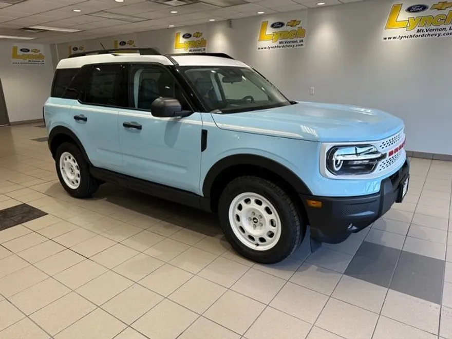 2025 Ford Bronco Sport Heritage photo 1
