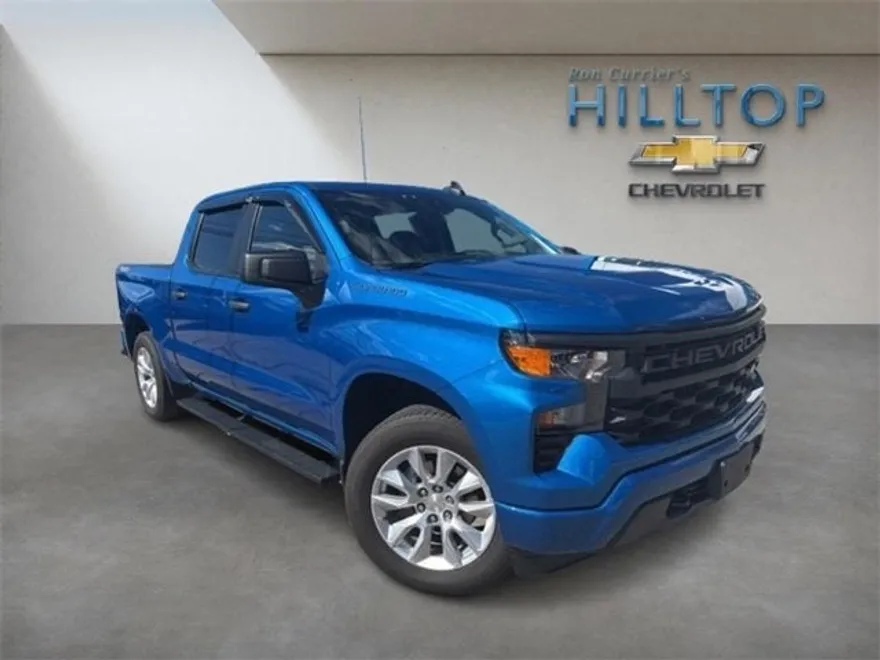 2023 Chevrolet Silverado 1500 Custom photo 1