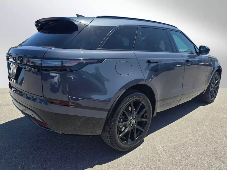 2026 Land Rover Range Rover Velar SE photo 1