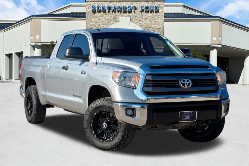 2015 Toyota Tundra SR5 Grade photo 1