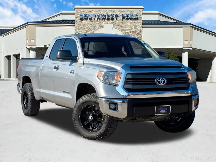 2015 Toyota Tundra SR5 Grade photo 1