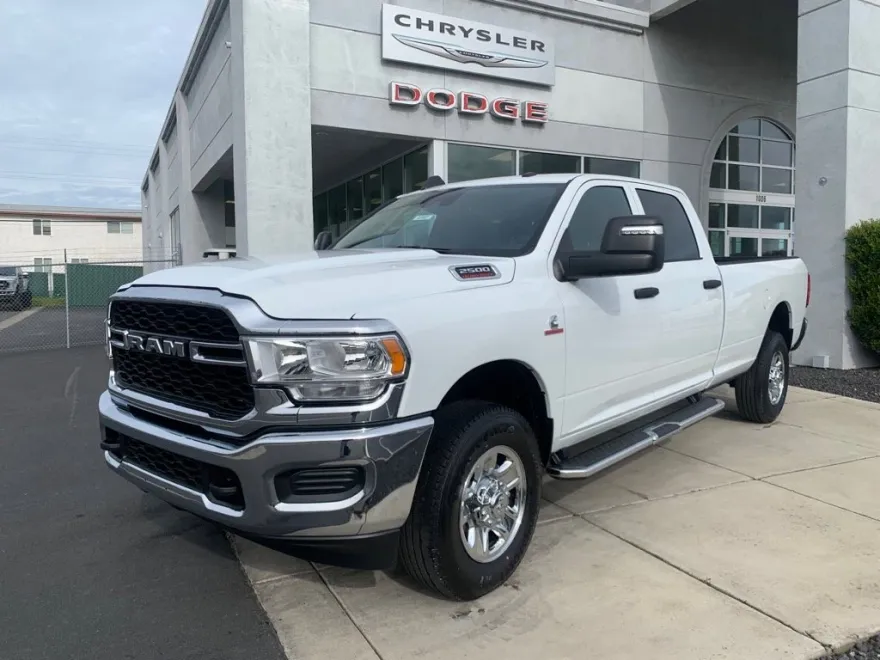 2024 Ram 2500 Tradesman photo 1