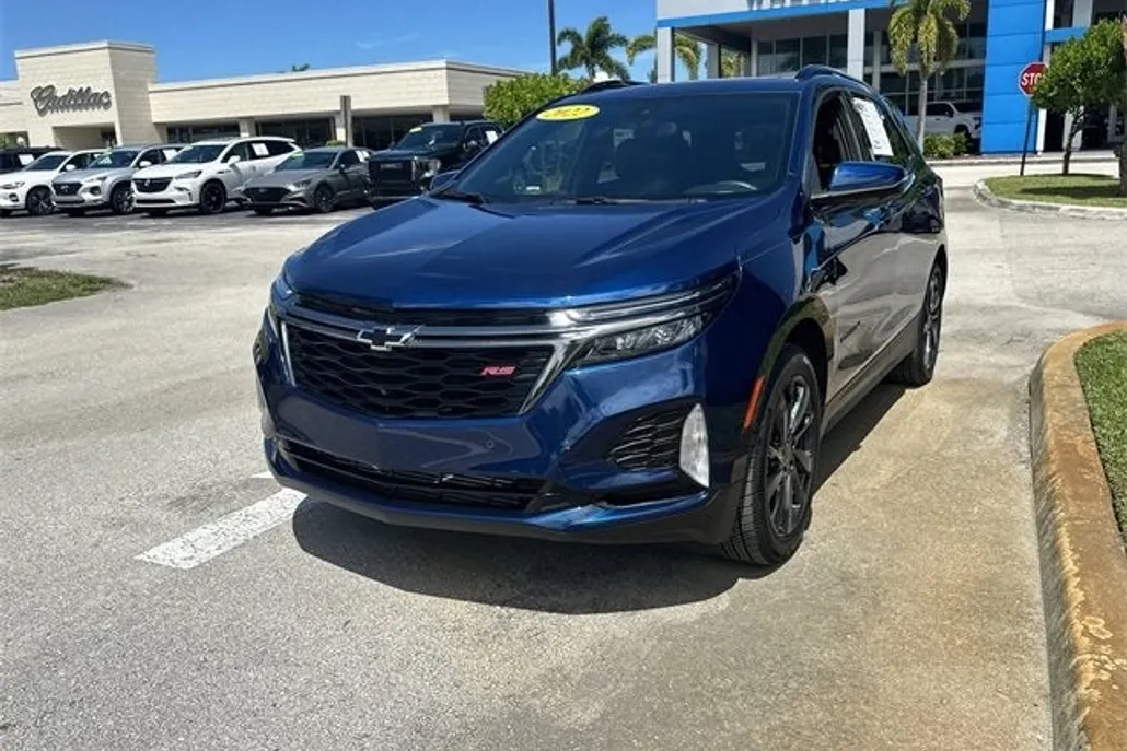 2022 Chevrolet Equinox RS photo 1