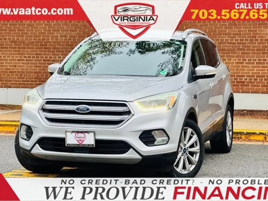 2017 Ford Escape Titanium photo 1