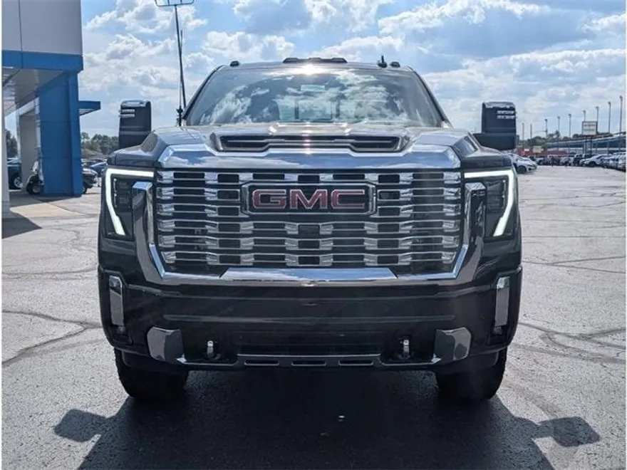 2026 Gmc Sierra 2500 HD Denali photo 1