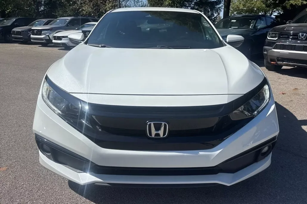 2021 Honda Civic Sport photo 1