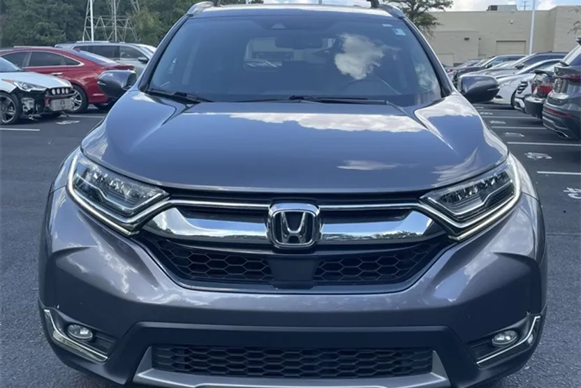2017 Honda CR-V Touring photo 1