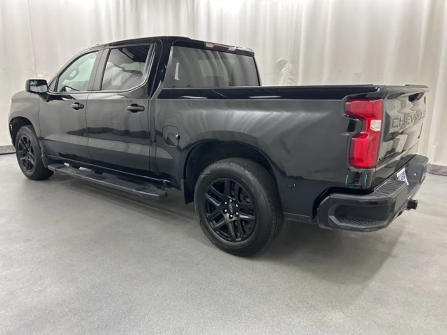 2022 Chevrolet Silverado 1500 RST photo 1