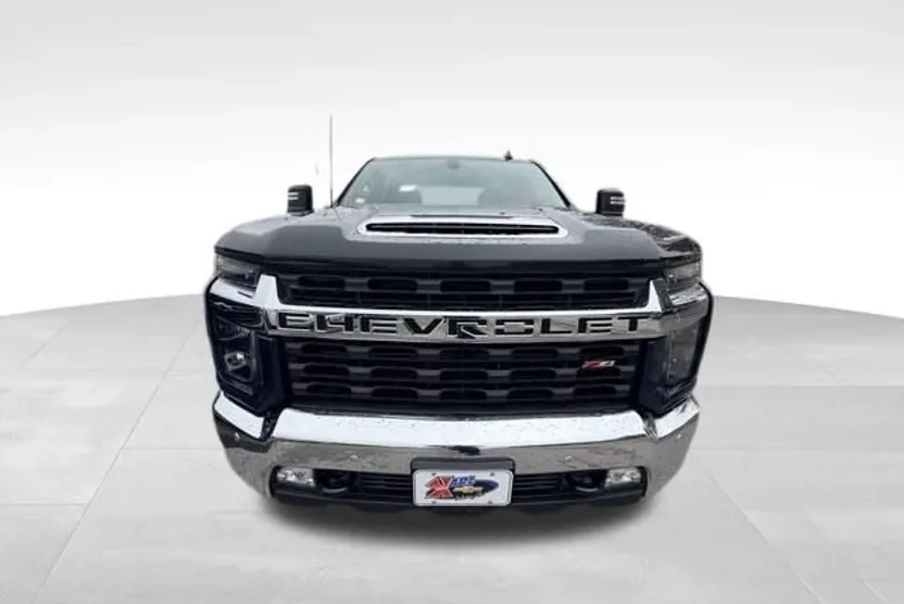 2022 Chevrolet Silverado 2500HD LT photo 1