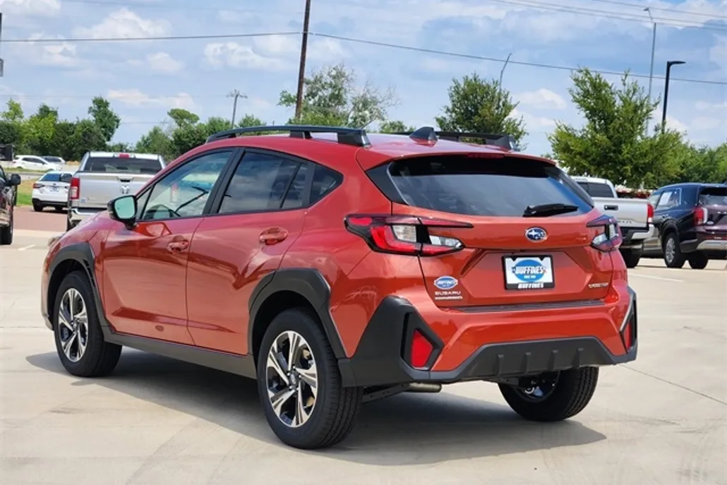 2025 Subaru Crosstrek Premium photo 1