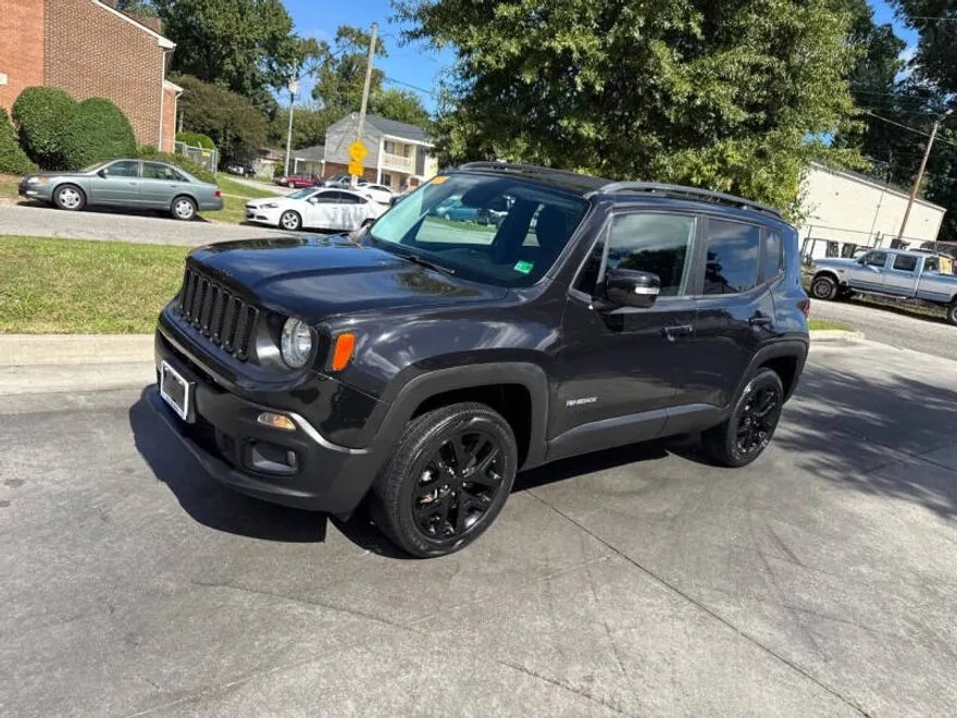 2016 Jeep Renegade Latitude North Edition photo 1