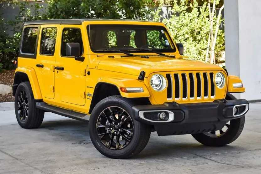 2021 Jeep Wrangler Unlimited Sahara 4xe photo 1
