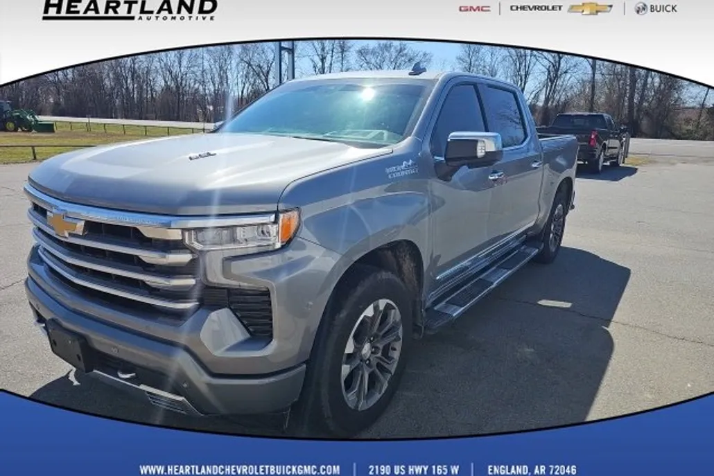2024 Chevrolet Silverado 1500 High Country photo 1