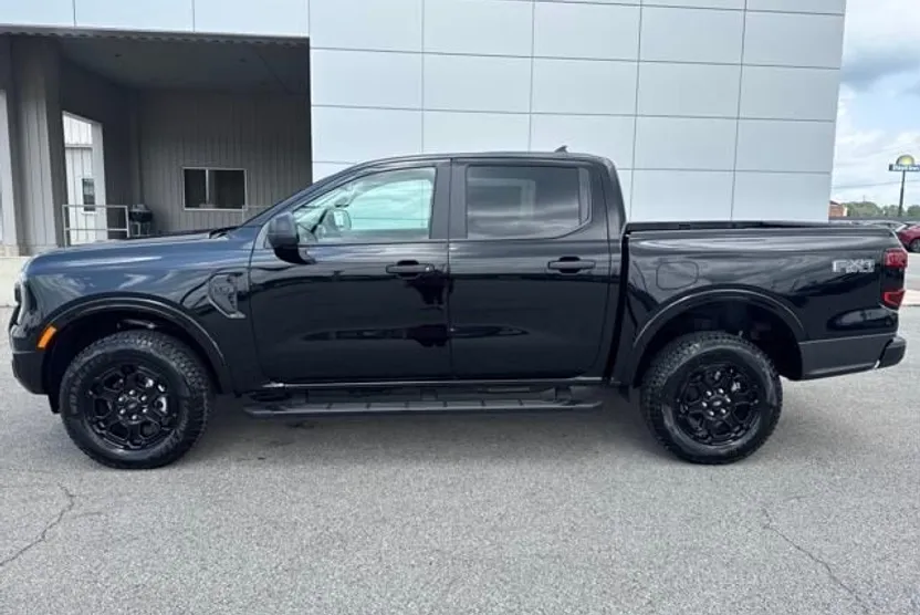 2025 Ford Ranger XLT photo 1