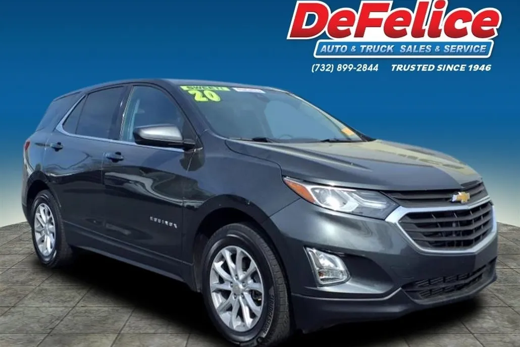 2020 Chevrolet Equinox LT photo 1