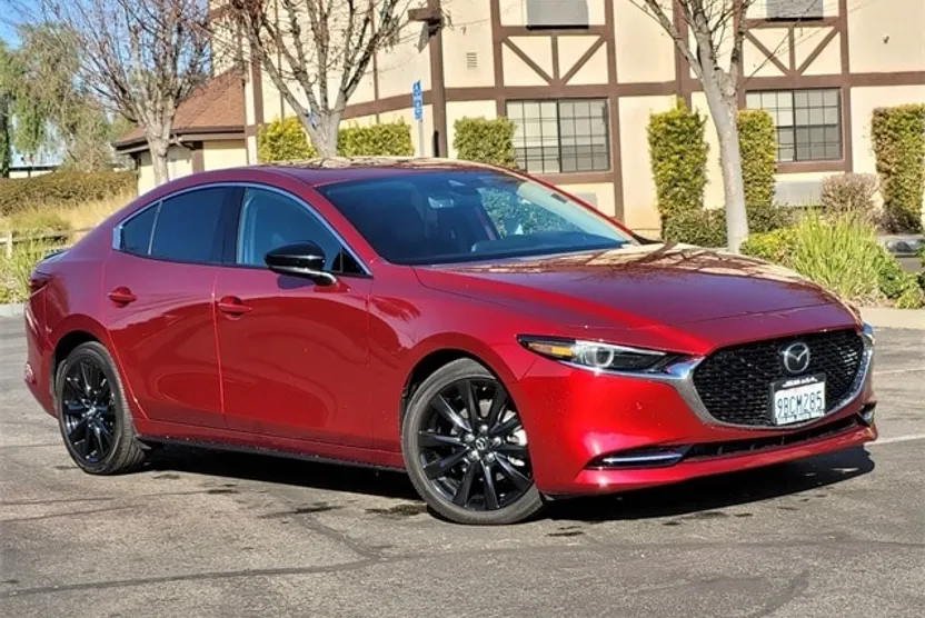 2022 Mazda Mazda3 Premium Plus photo 1