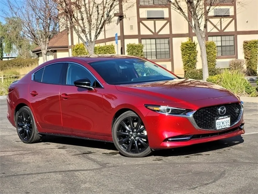 2022 Mazda Mazda3 Premium Plus photo 1