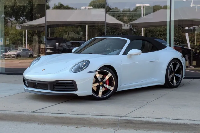 2024 Porsche 911 S Cabriolet photo 1