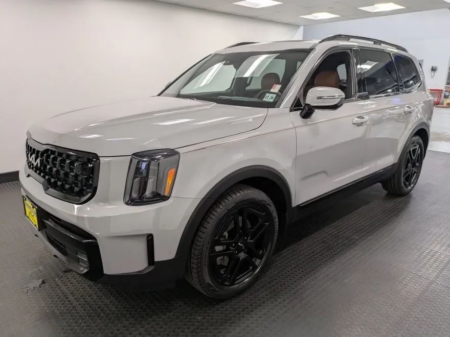2024 Kia Telluride X-Line photo 1