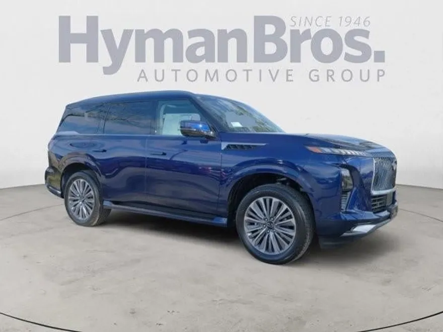 2025 Infiniti QX80 Luxe photo 1